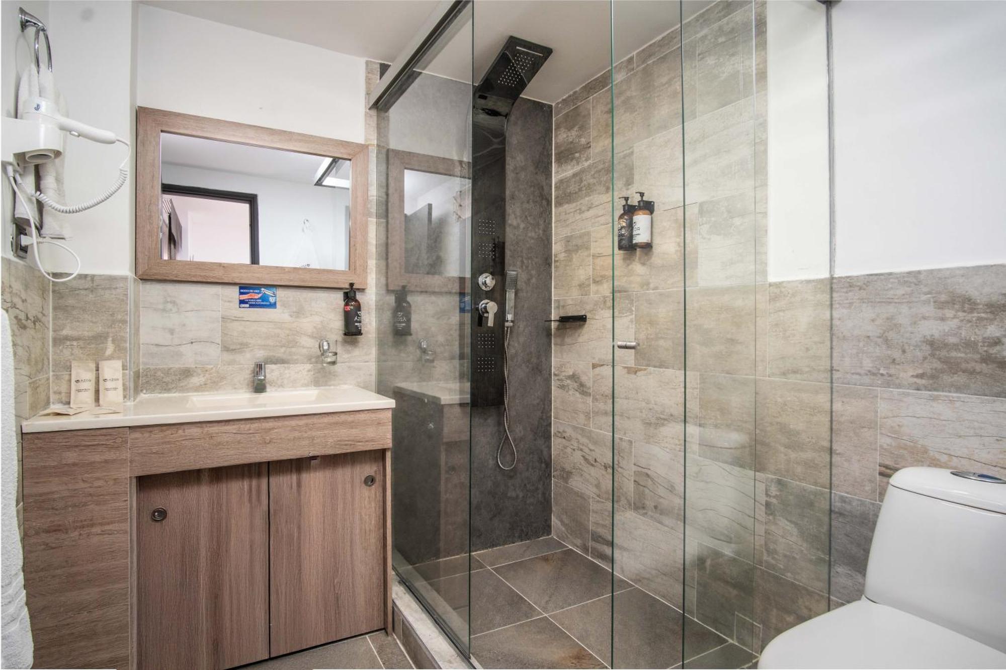 Hotel Azor Versalles 4*